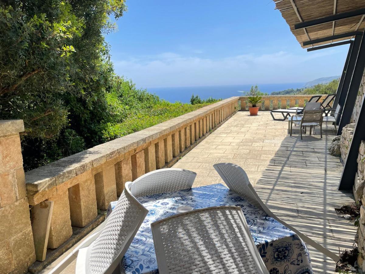 Il Terrazzo - Galatea Casa Vacanze Gagliano del Capo Exteriör bild
